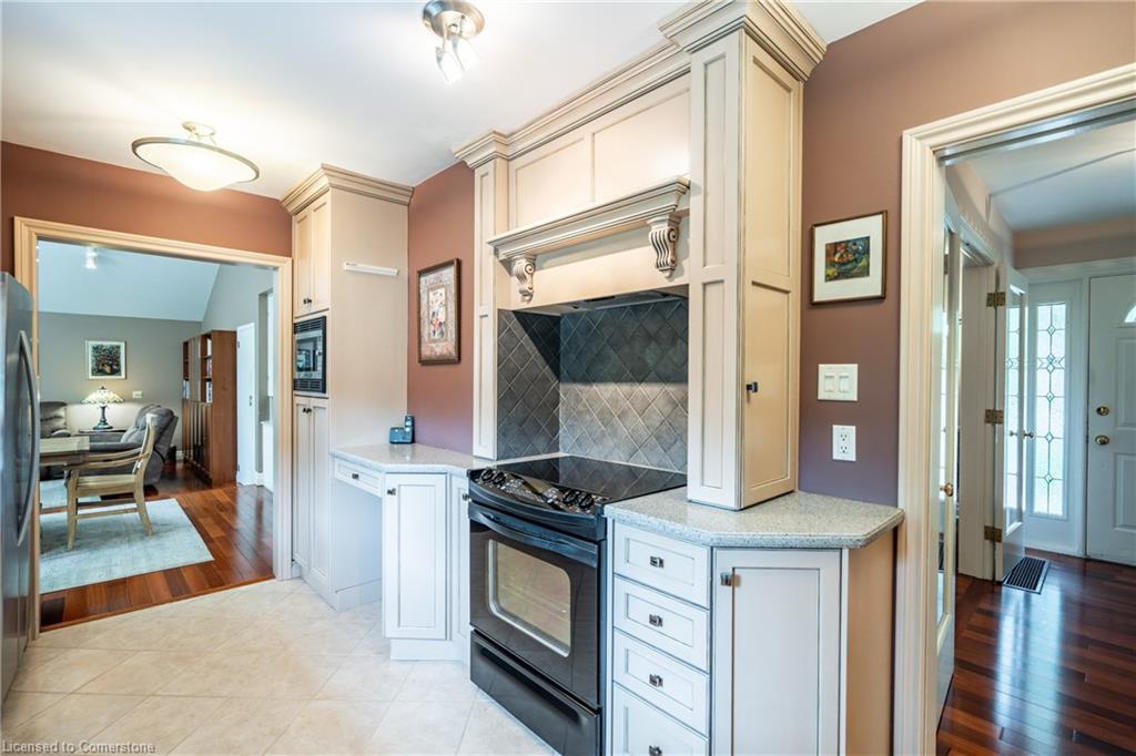 98 Hadley Drive Property Photo 13