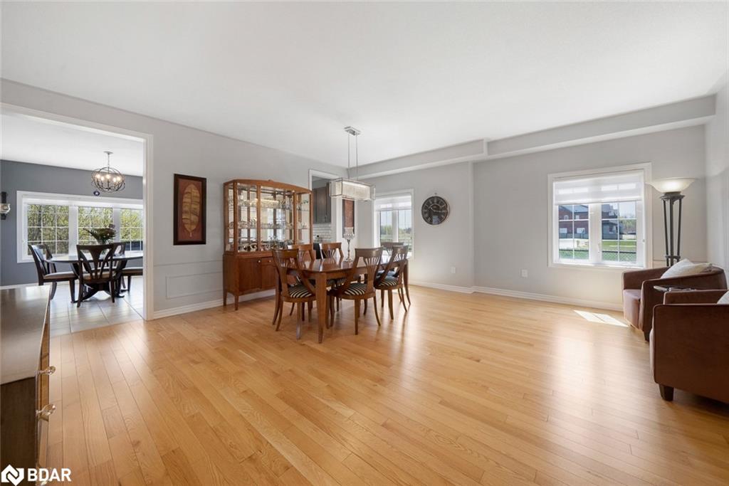 1601 Emberton Way Property Photo 4