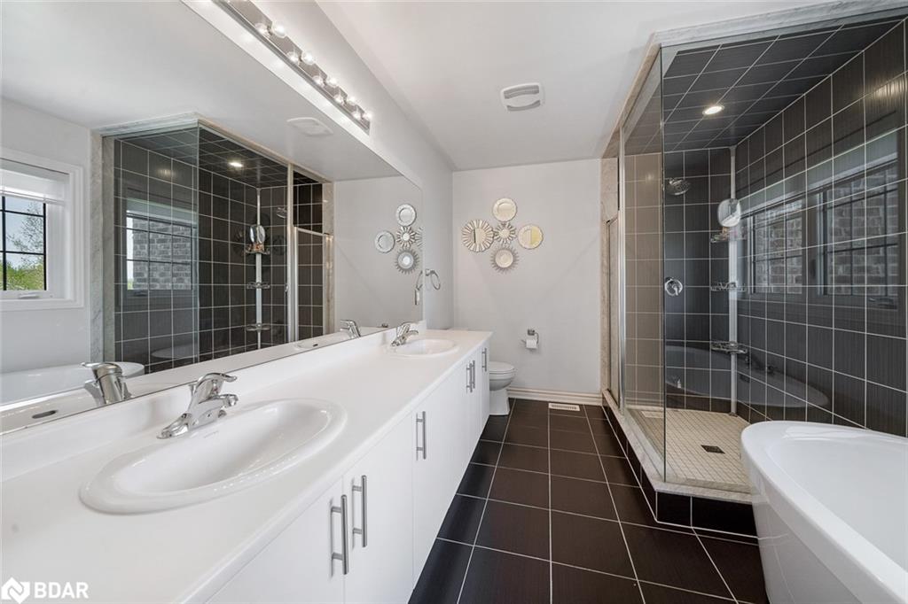 1601 Emberton Way Property Photo 31