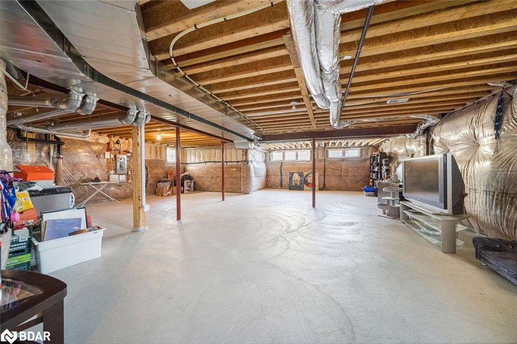 1601 Emberton Way Property Photo 33