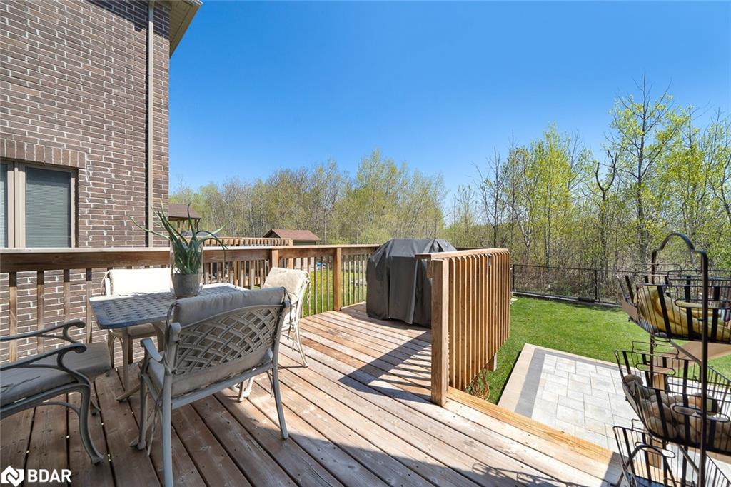 1601 Emberton Way Property Photo 36