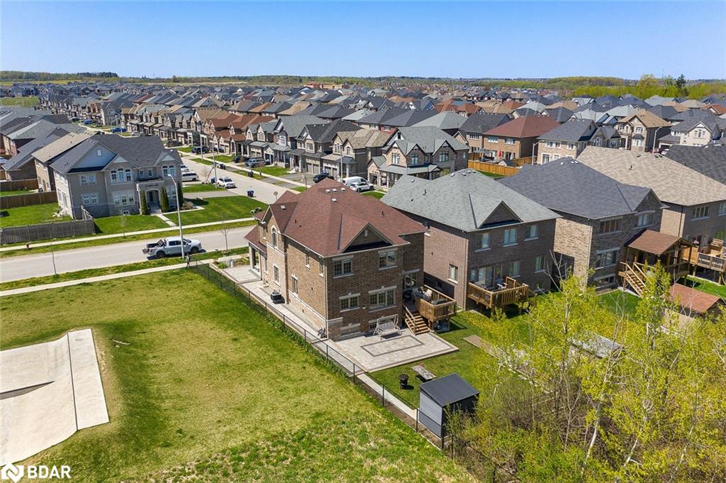 1601 Emberton Way Property Photo 41