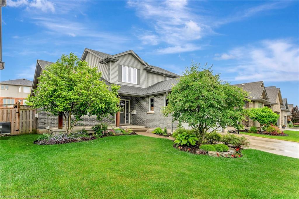 647 Spitfire Street Property Photo 1