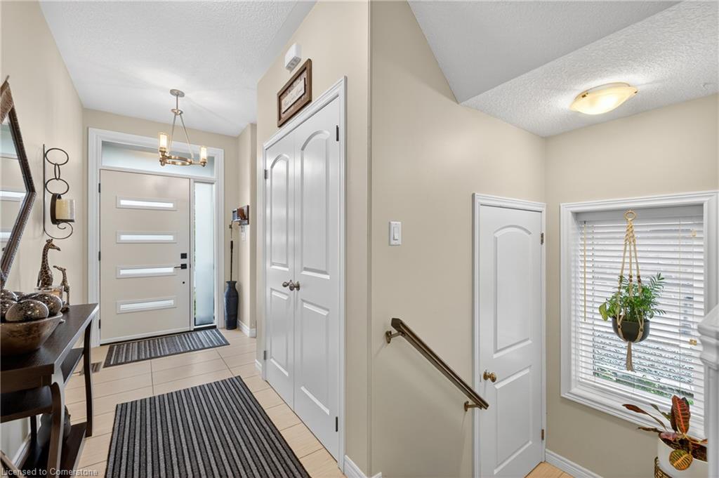 28 Gouda Place Property Photo 4