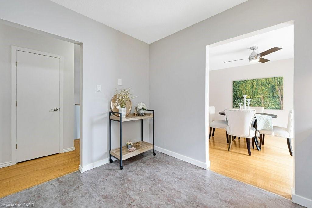 95 Rosslinn Road Property Photo 13