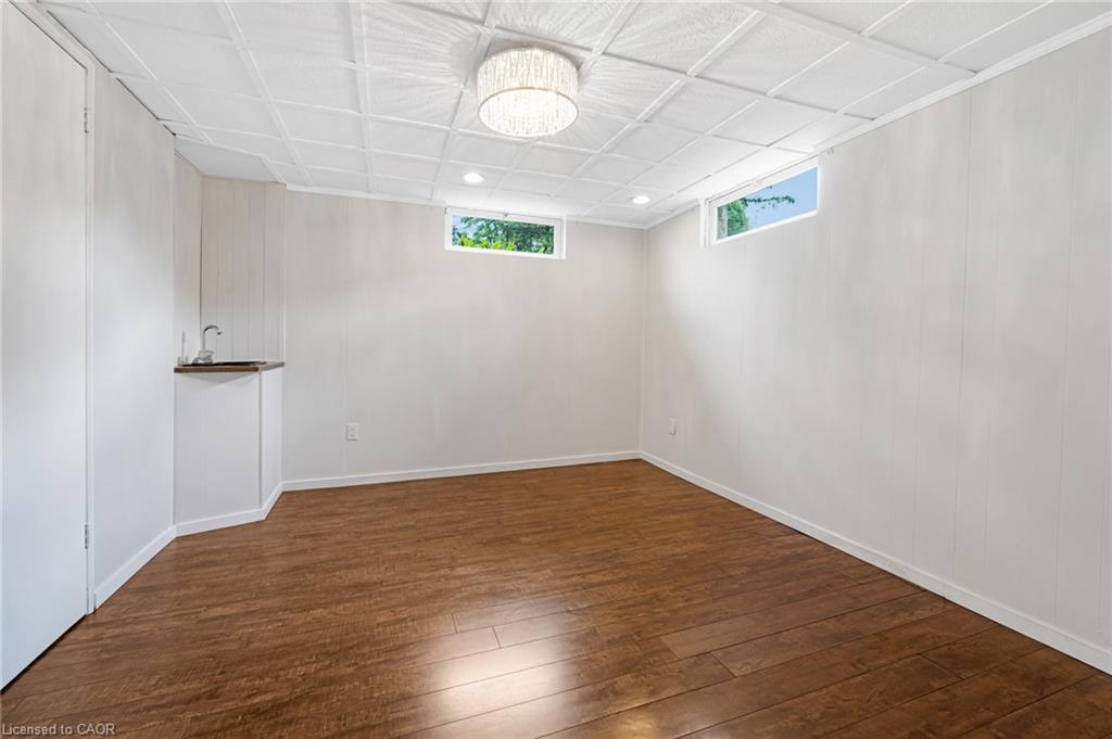 95 Rosslinn Road Property Photo 23