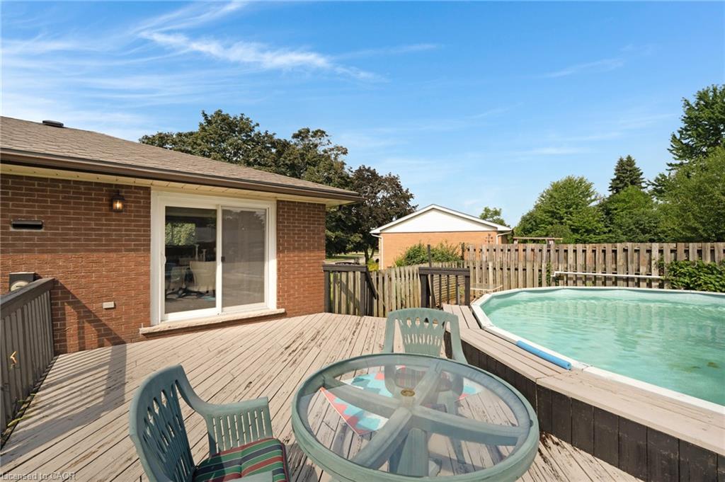 95 Rosslinn Road Property Photo 27