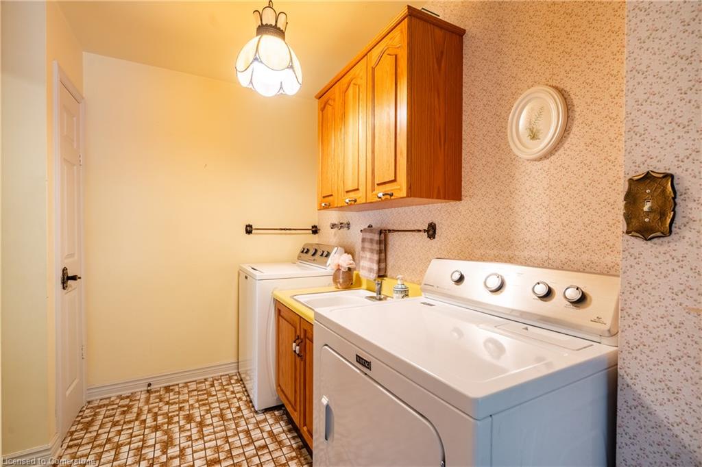 2083 Hollow Road Property Photo 13