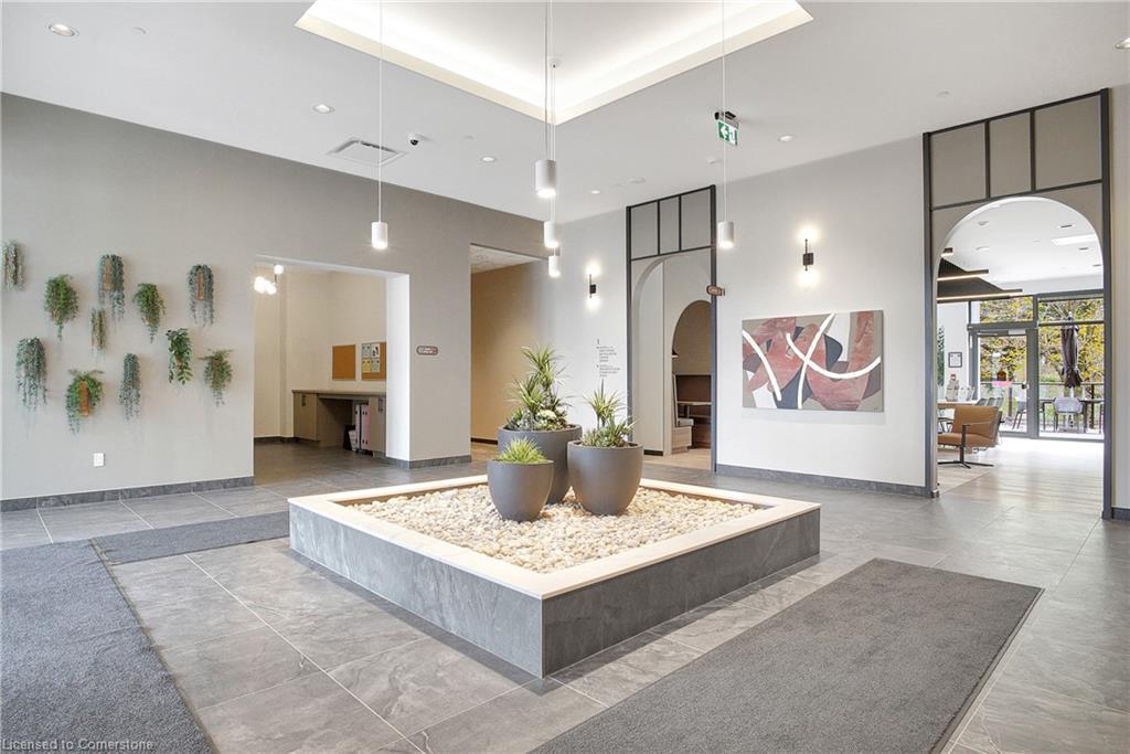 706-525 New Dundee Road Property Photo 4