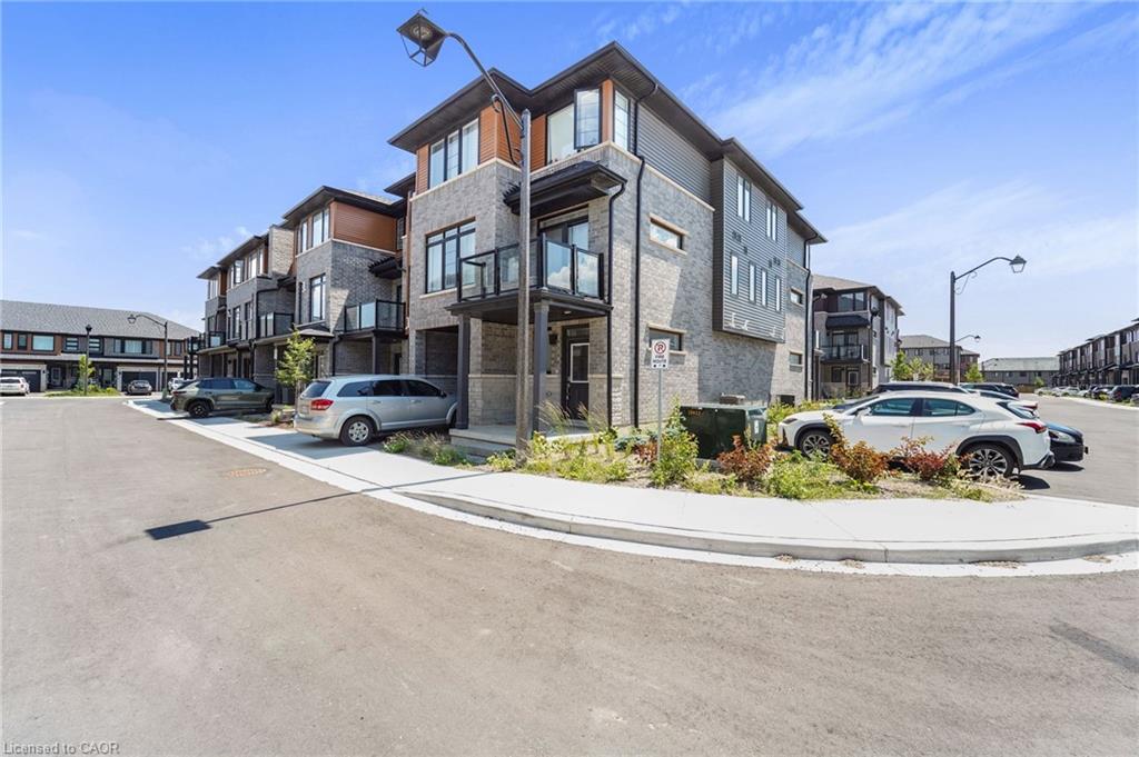 104-461 Blackburn Drive Property Photo 2