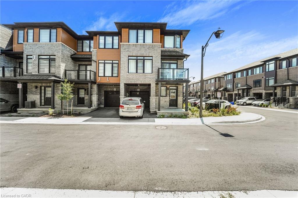 104-461 Blackburn Drive Property Photo 3