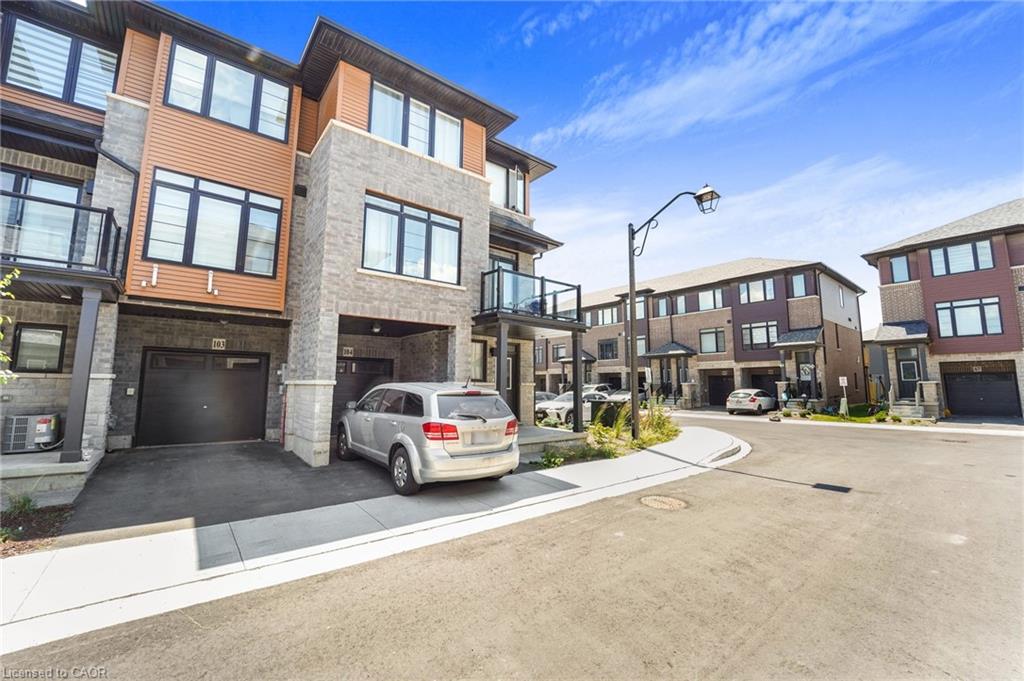 104-461 Blackburn Drive Property Photo 4