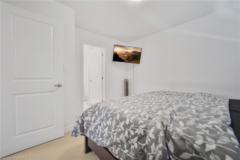 104-461 Blackburn Drive Property Photo 30