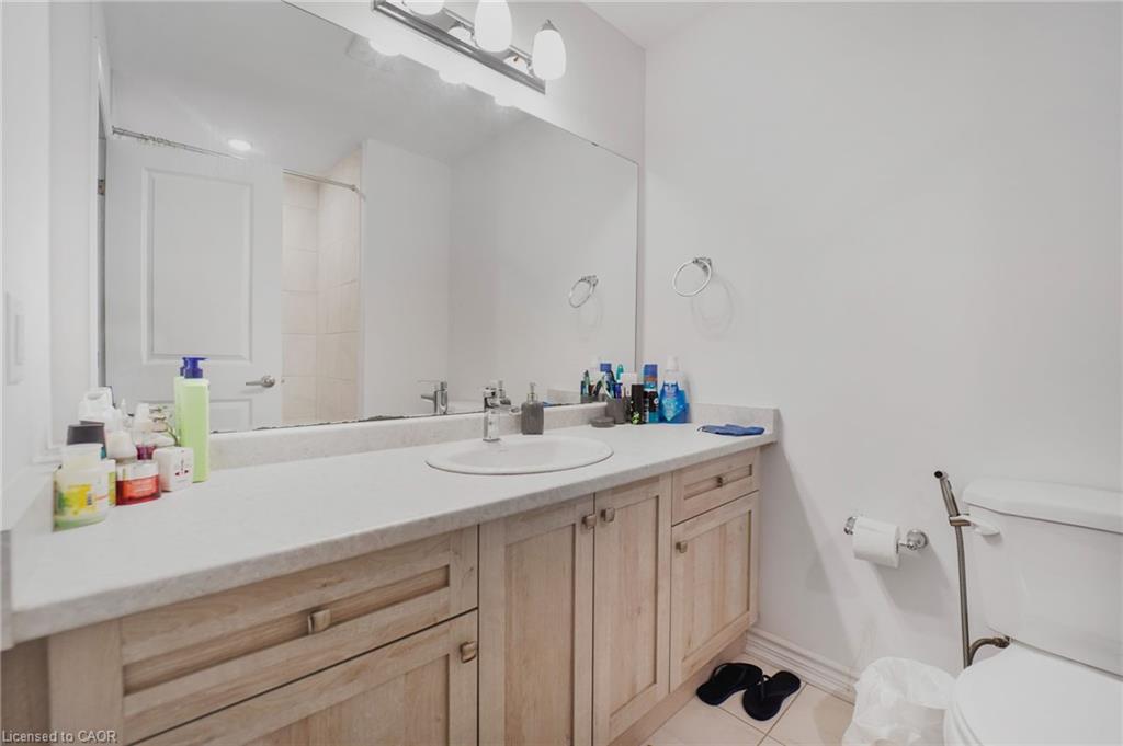 104-461 Blackburn Drive Property Photo 34