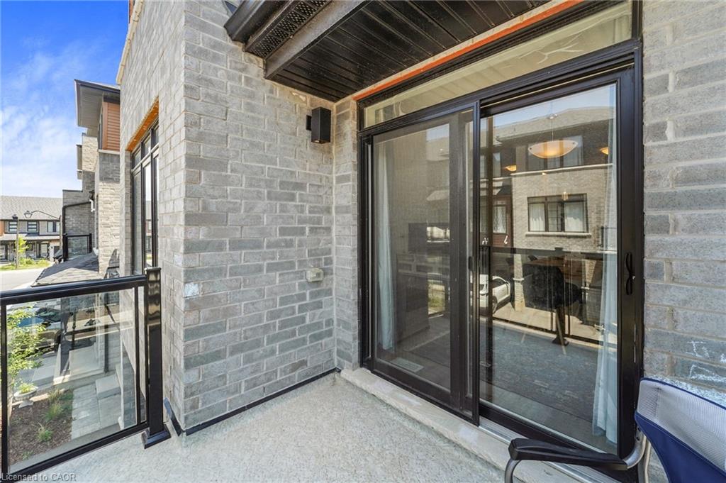 104-461 Blackburn Drive Property Photo 37