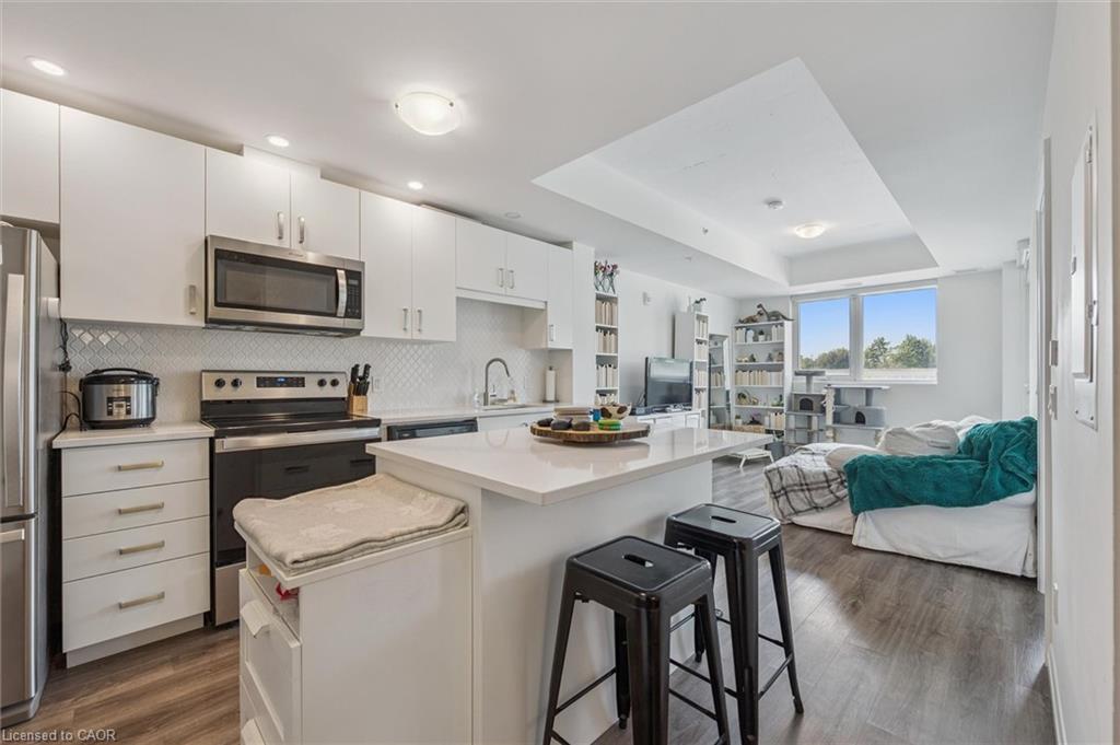 213-108 Garment Street Property Photo 2