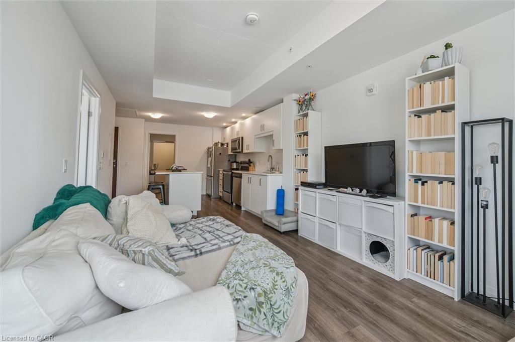 213-108 Garment Street Property Photo 14