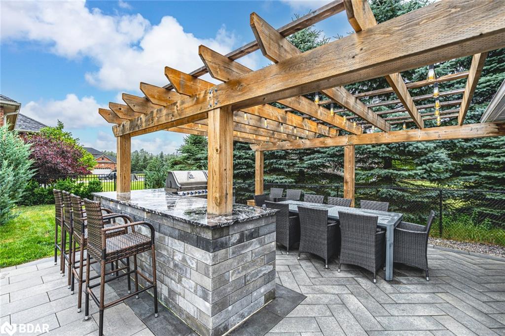 5 Munro Court Property Photo 4