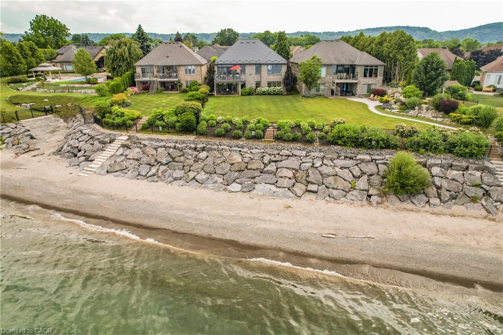 4-61 Lake Street Property Photo 3