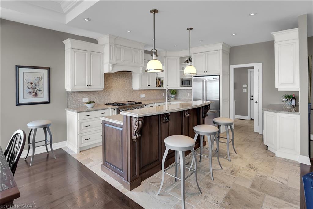 4-61 Lake Street Property Photo 8