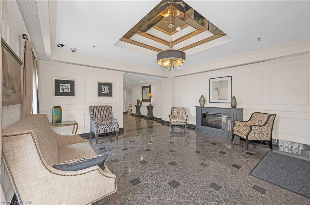 406-415 Locust Street Property Photo 11