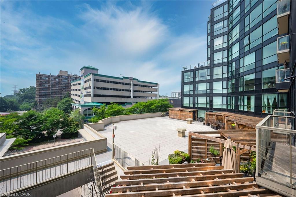 406-415 Locust Street Property Photo 40