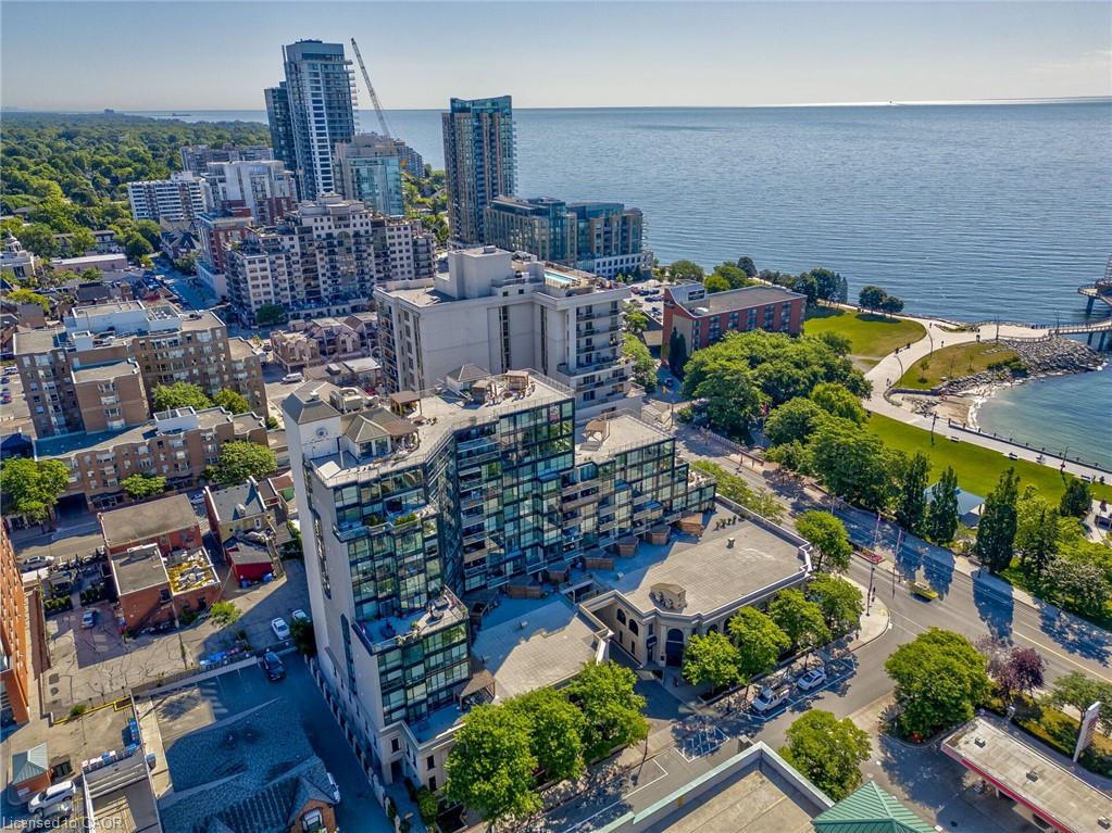 406-415 Locust Street Property Photo 45