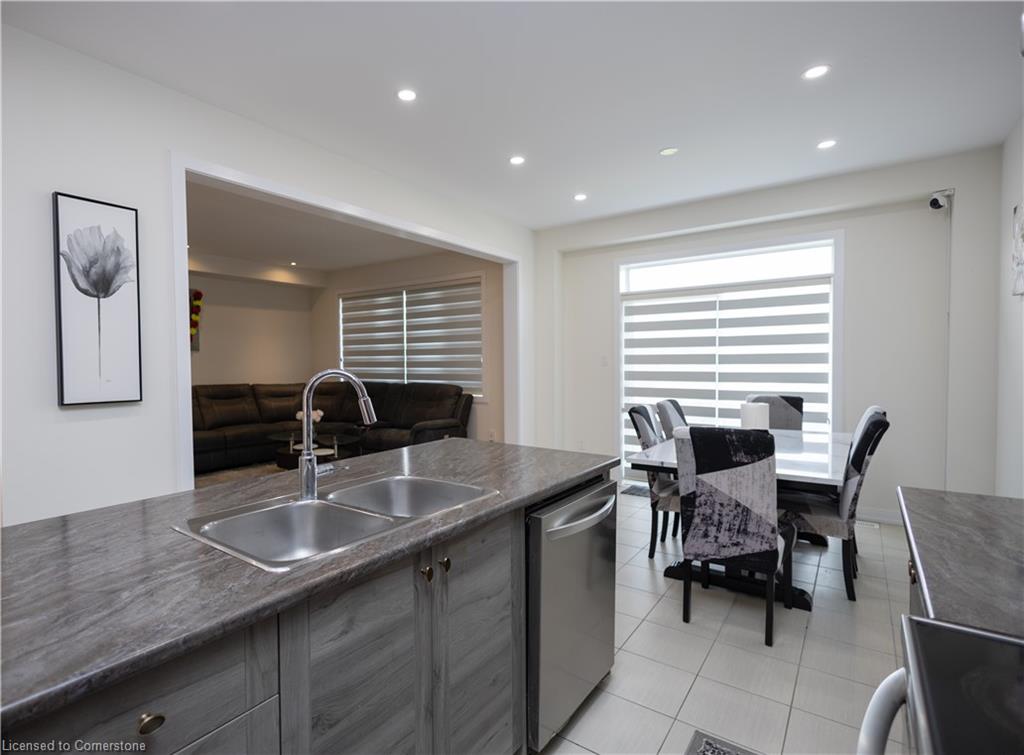 218 Wilmot Road Property Photo 5