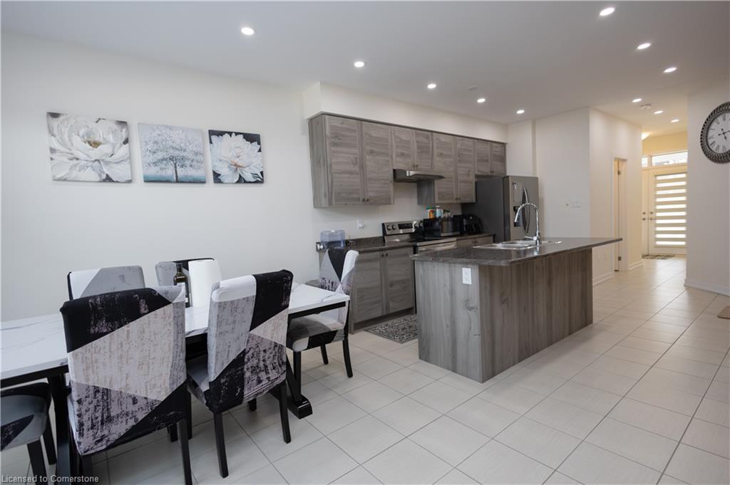 218 Wilmot Road Property Photo 6