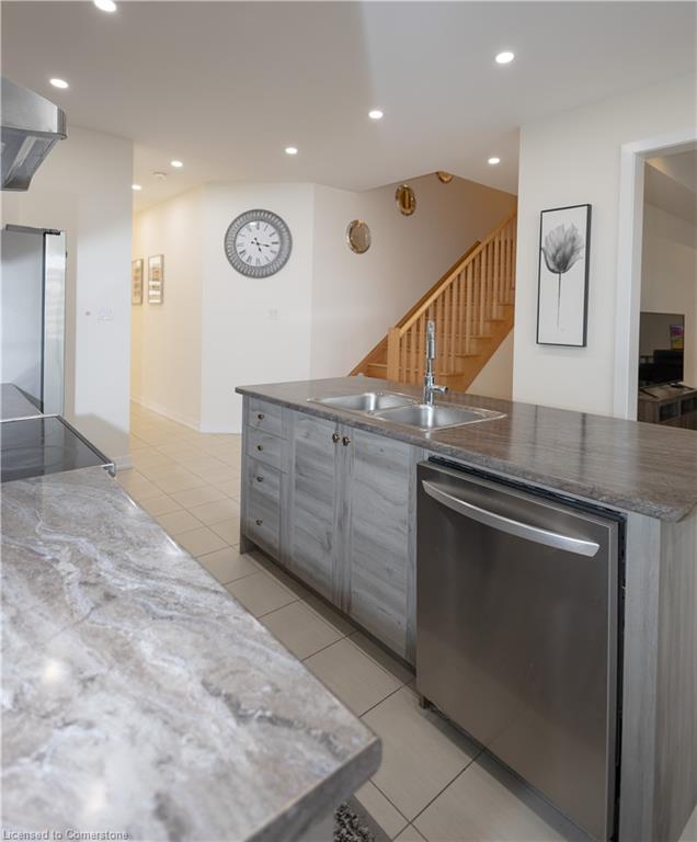 218 Wilmot Road Property Photo 8