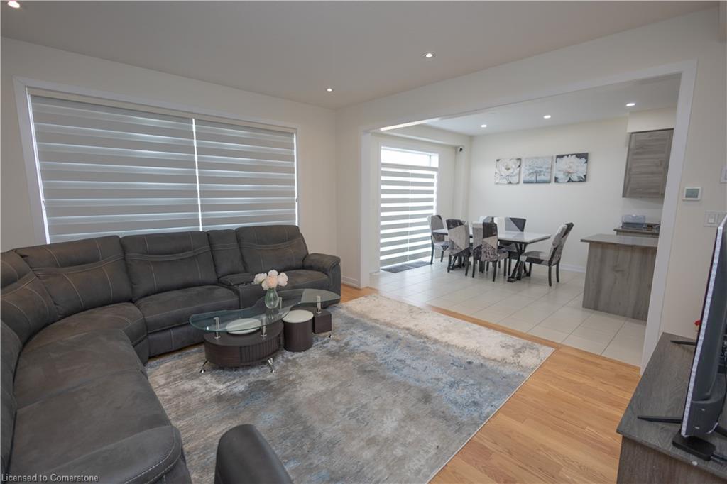 218 Wilmot Road Property Photo 13