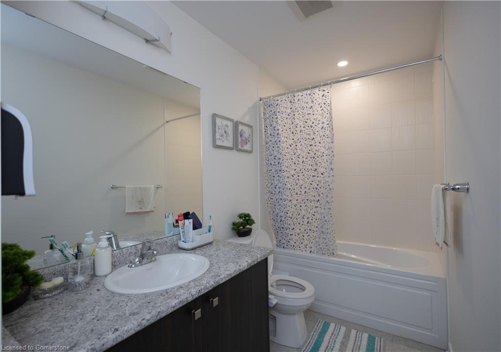 218 Wilmot Road Property Photo 24