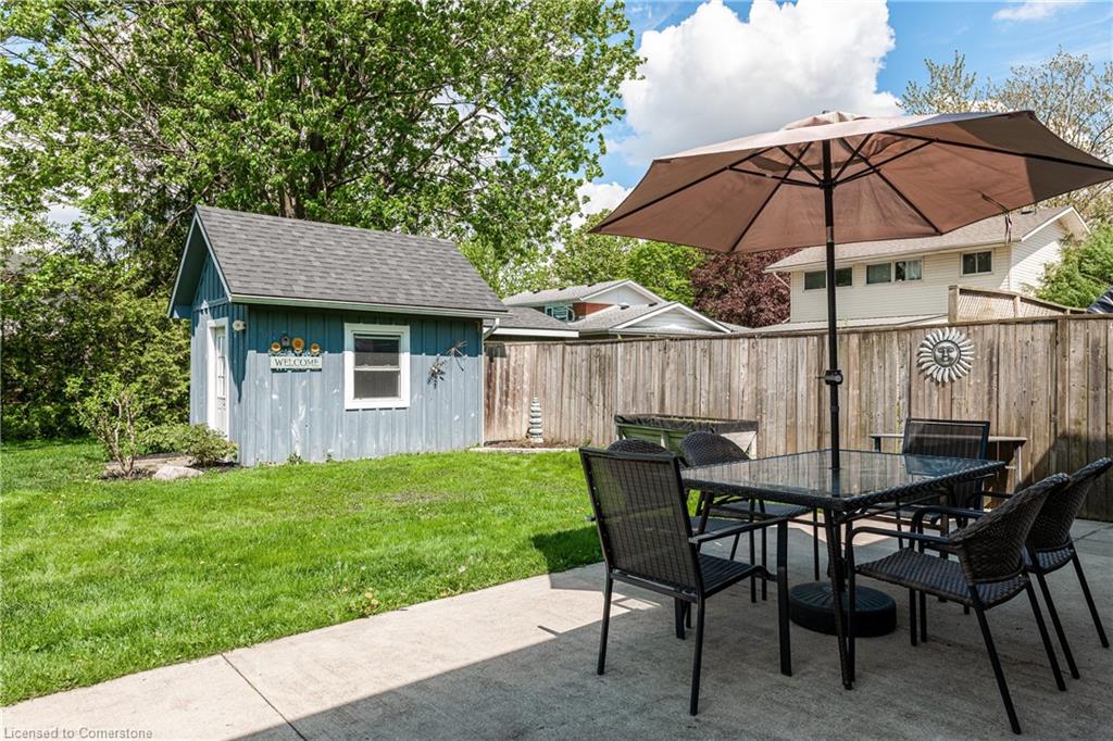 16 Feick Street Property Photo 22