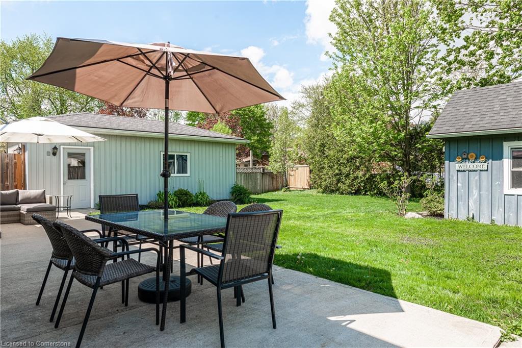 16 Feick Street Property Photo 23