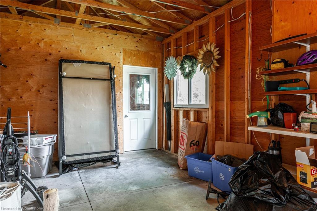 16 Feick Street Property Photo 27
