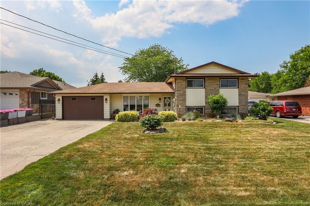 11 Hunter Road Property Photo 1