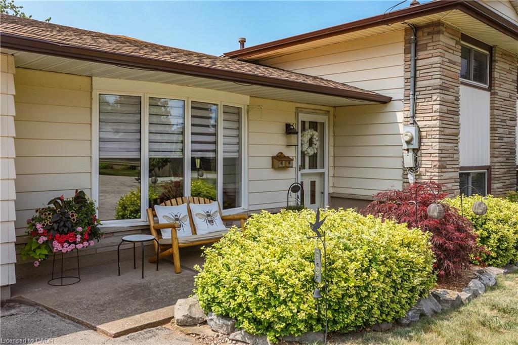 11 Hunter Road Property Photo 4