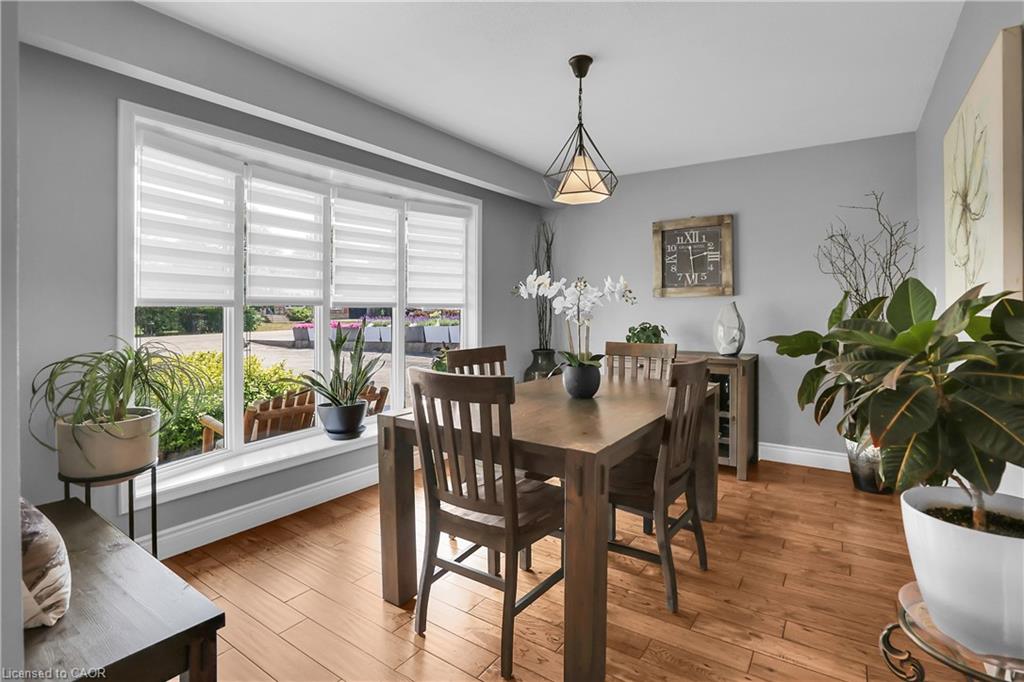 11 Hunter Road Property Photo 6