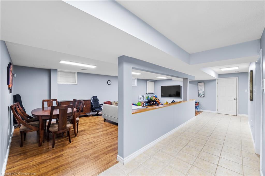6 Embassy Drive Property Photo 39