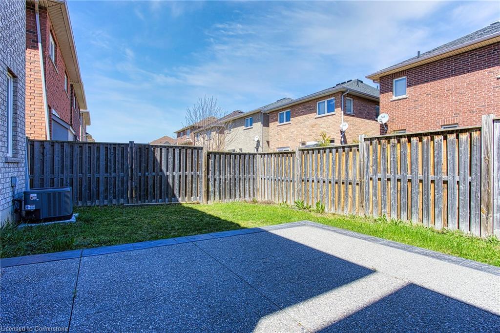 86 Glendarling Crescent Property Photo 32