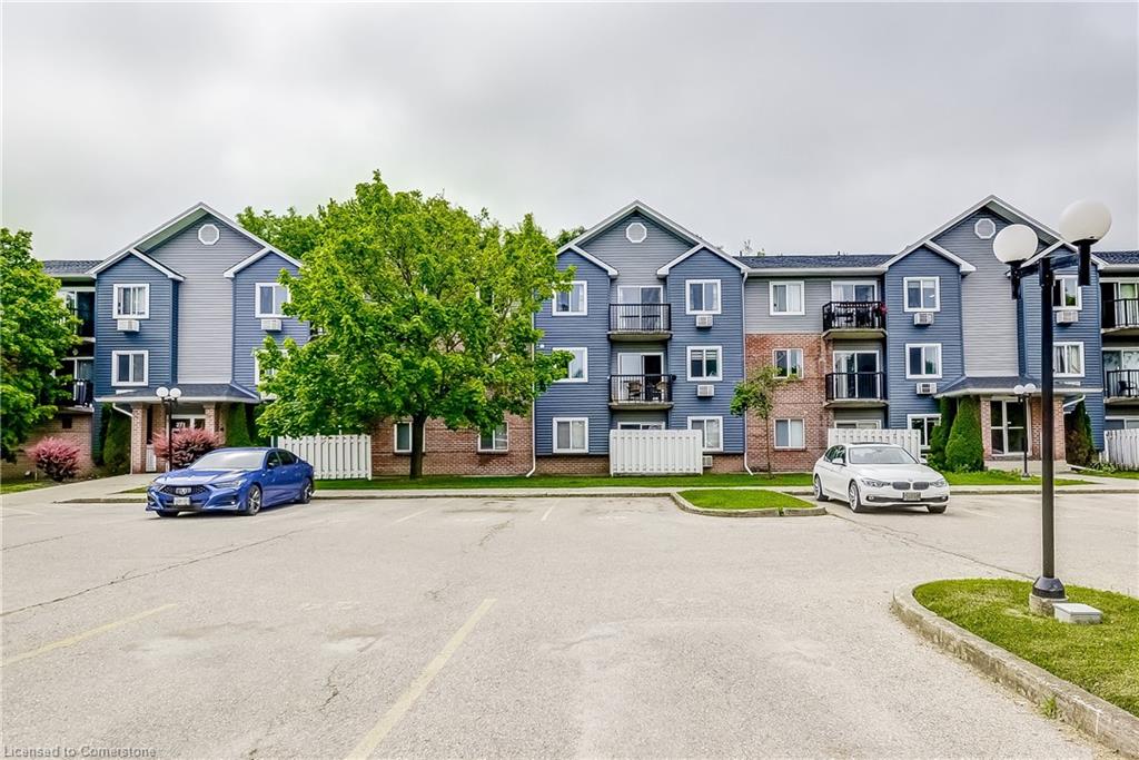 306-271 Eiwo Court Property Photo 1