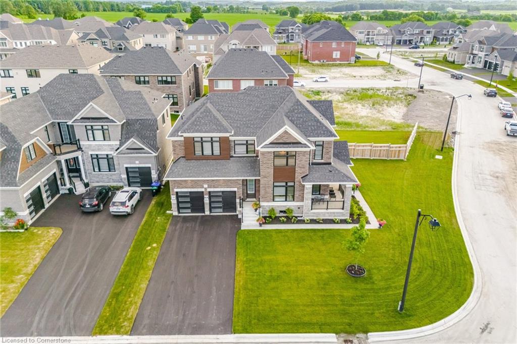 1 Twinleaf Crescent Property Photo 2