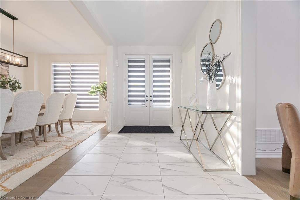 1 Twinleaf Crescent Property Photo 7