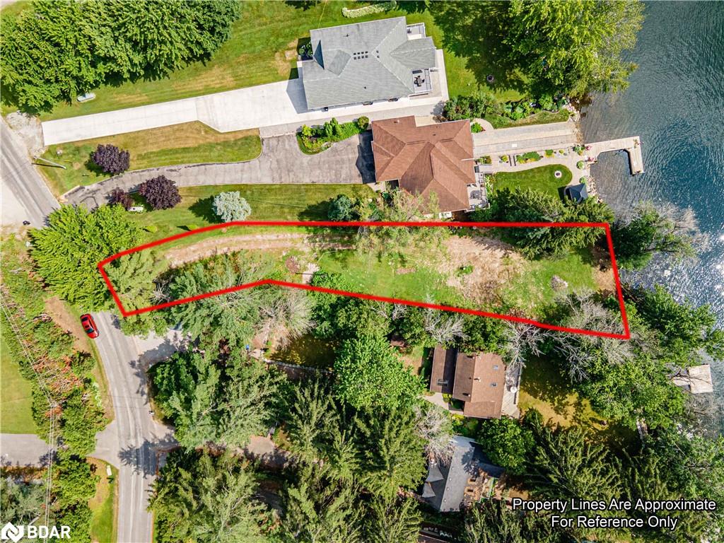 1705 Peninsula Pt Road Property Photo 2