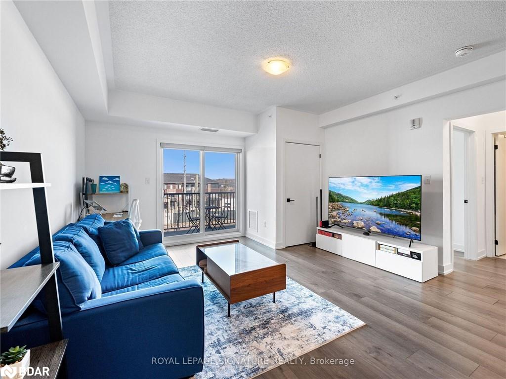 212-4 Spice Way Property Photo 1