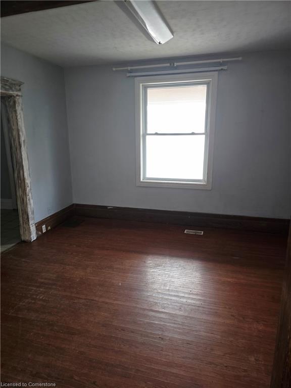 15 Shade Street Property Photo 6