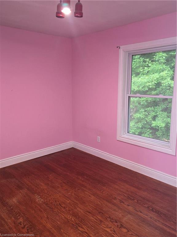 15 Shade Street Property Photo 8