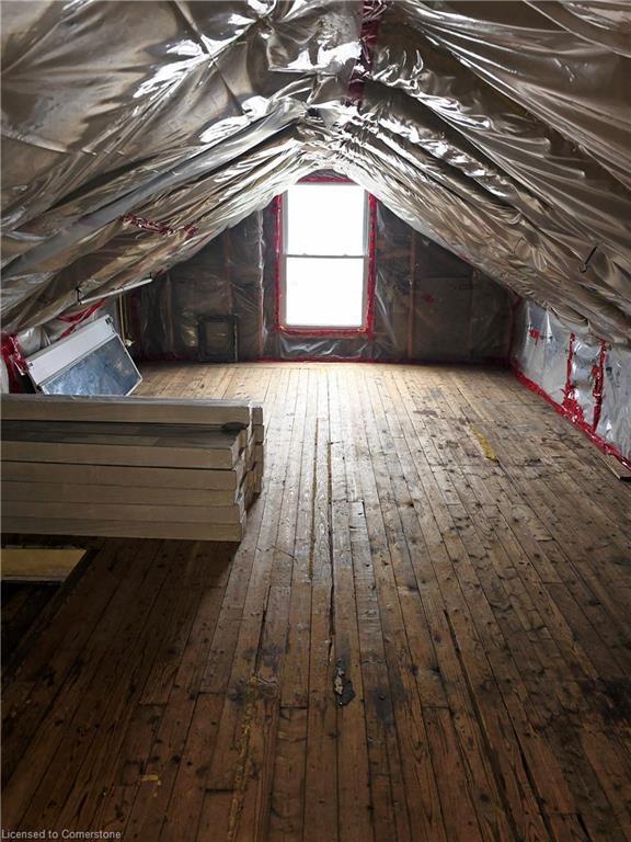 15 Shade Street Property Photo 13