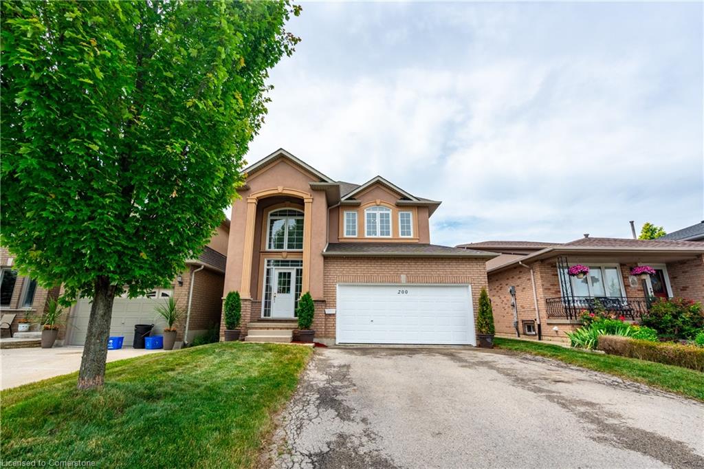 200 Sirente Drive Property Photo 1