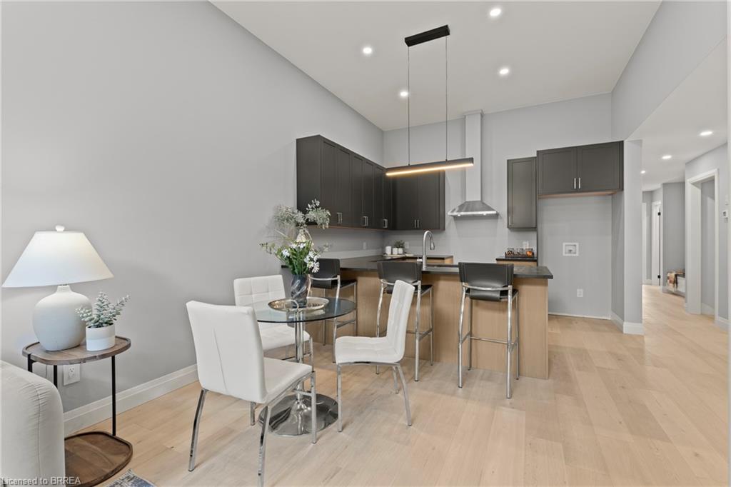 139 King Edward Street Property Photo 18